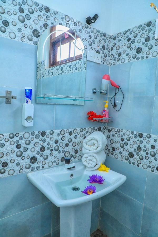 Ayomal Beach Paradise Boossa Bagian luar foto