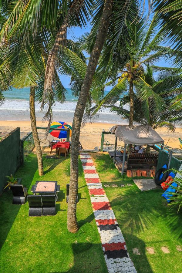 Ayomal Beach Paradise Boossa Bagian luar foto
